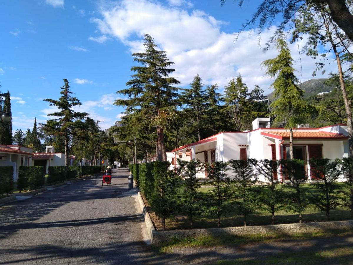 Villaggio Turistico La Mantinera - Appartamenti De Luxe Praia a Mare Zewnętrze zdjęcie