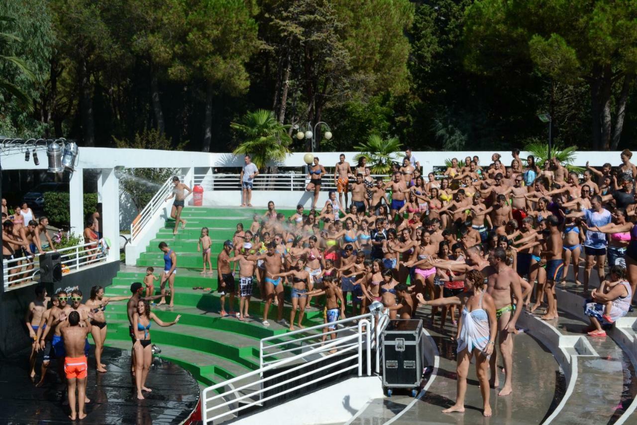 Villaggio Turistico La Mantinera - Appartamenti De Luxe Praia a Mare Zewnętrze zdjęcie
