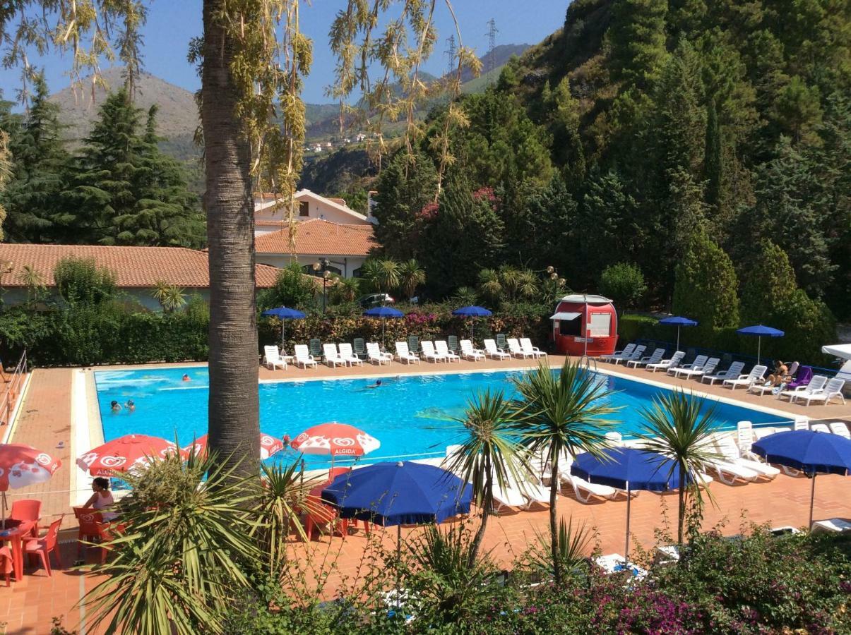Villaggio Turistico La Mantinera - Appartamenti De Luxe Praia a Mare Zewnętrze zdjęcie